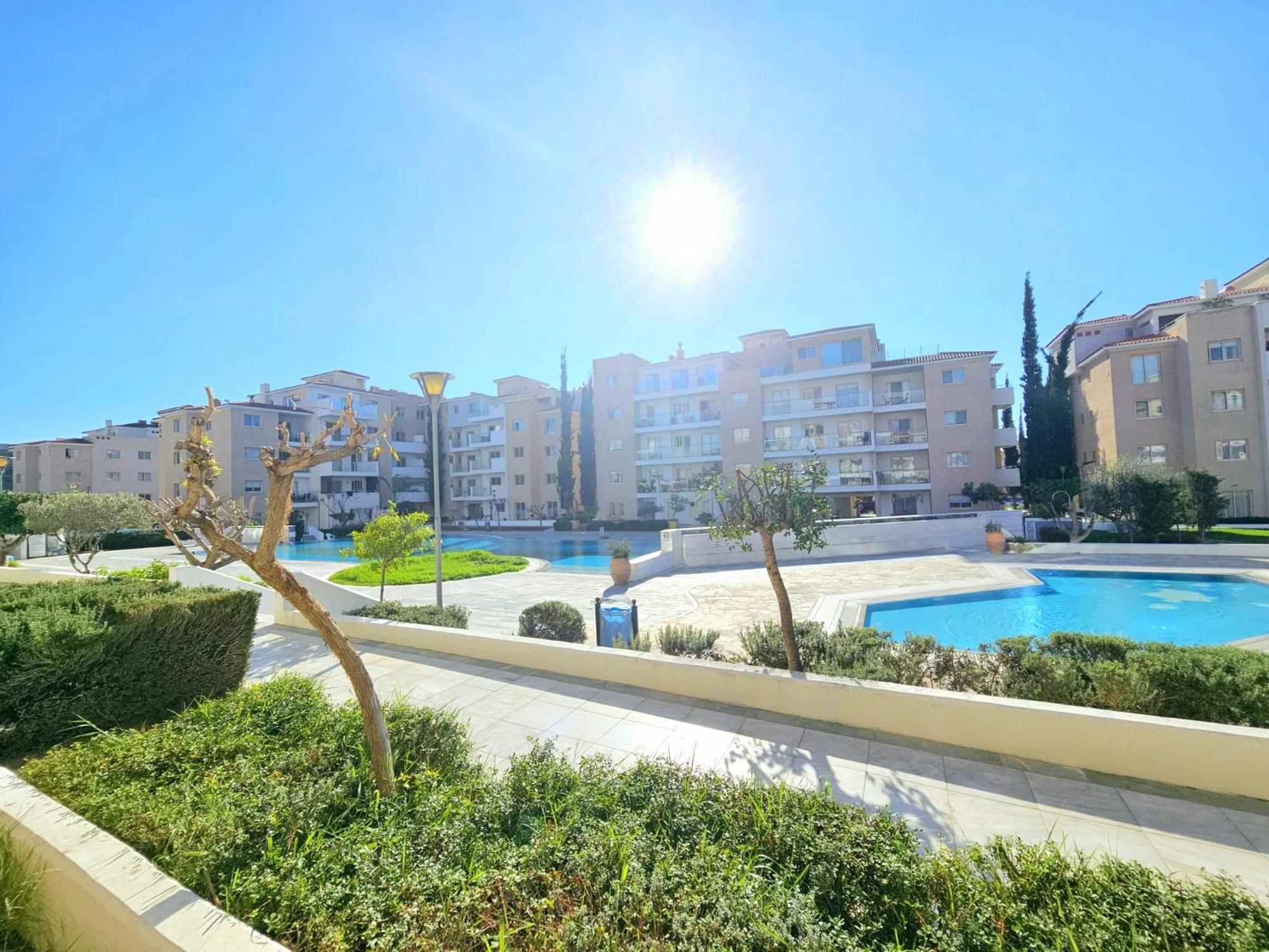 Elysia Park Apartments Πάφος Εξωτερικό φωτογραφία