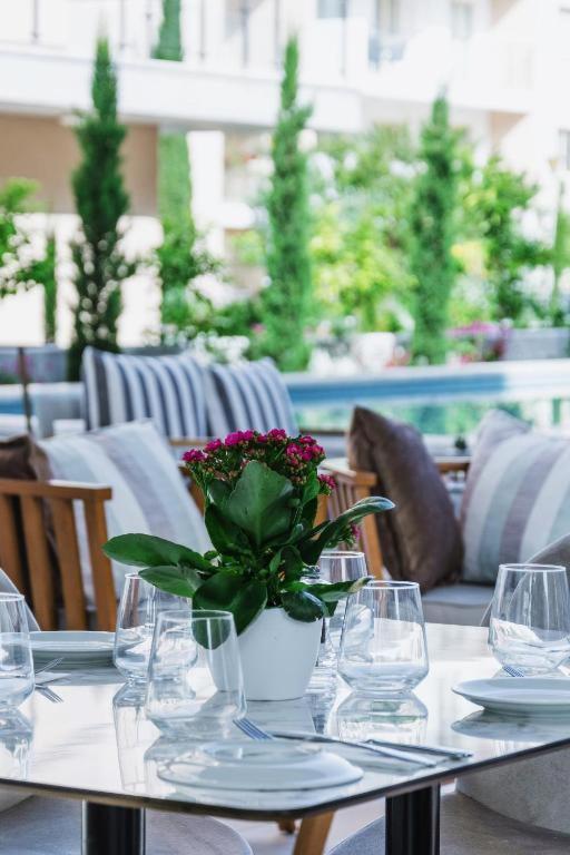Elysia Park Apartments Πάφος Εξωτερικό φωτογραφία