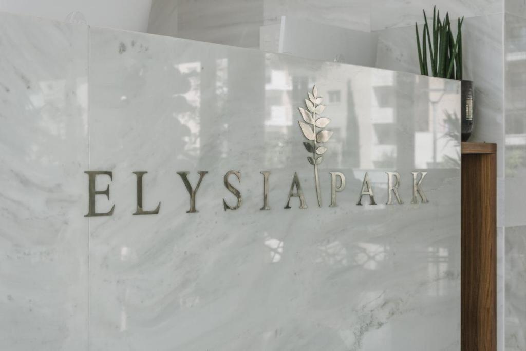 Elysia Park Apartments Πάφος Εξωτερικό φωτογραφία