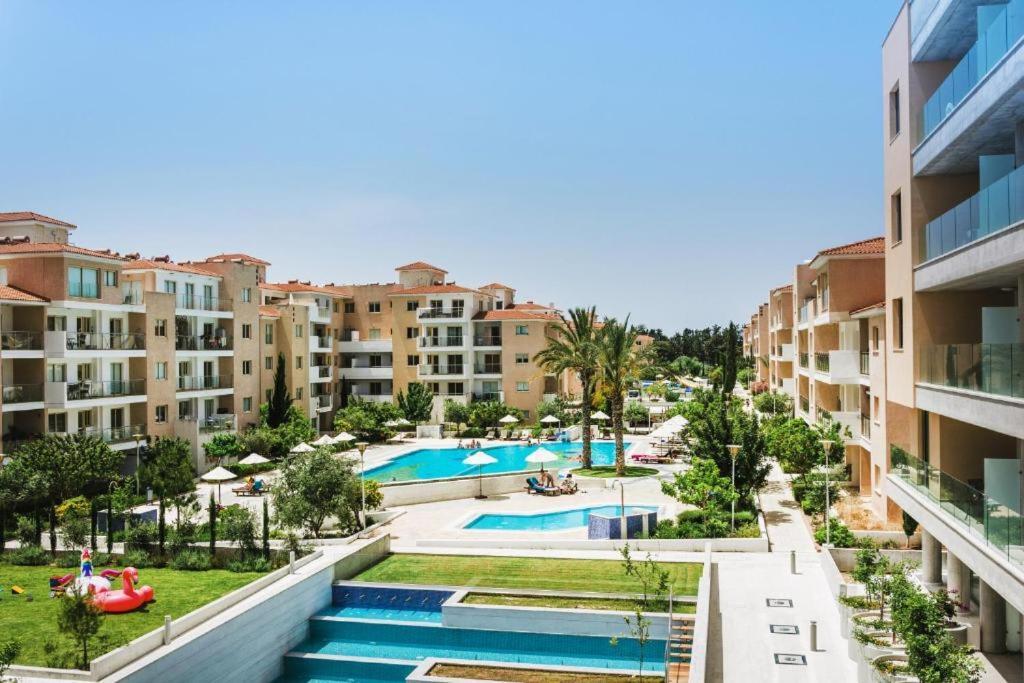 Elysia Park Apartments Πάφος Εξωτερικό φωτογραφία