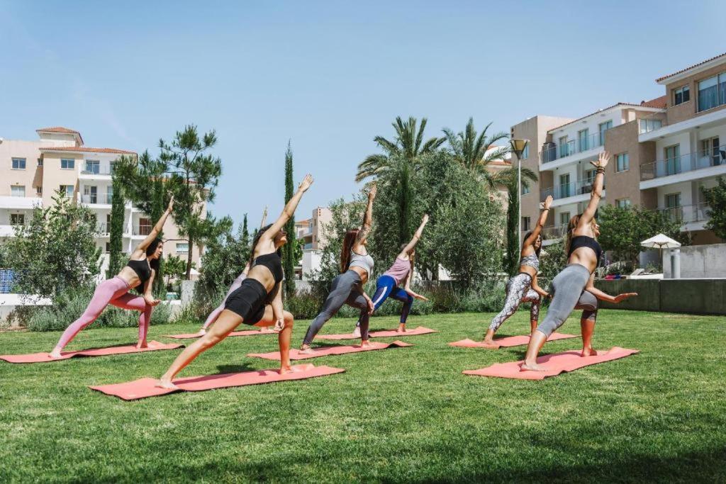 Elysia Park Apartments Πάφος Εξωτερικό φωτογραφία